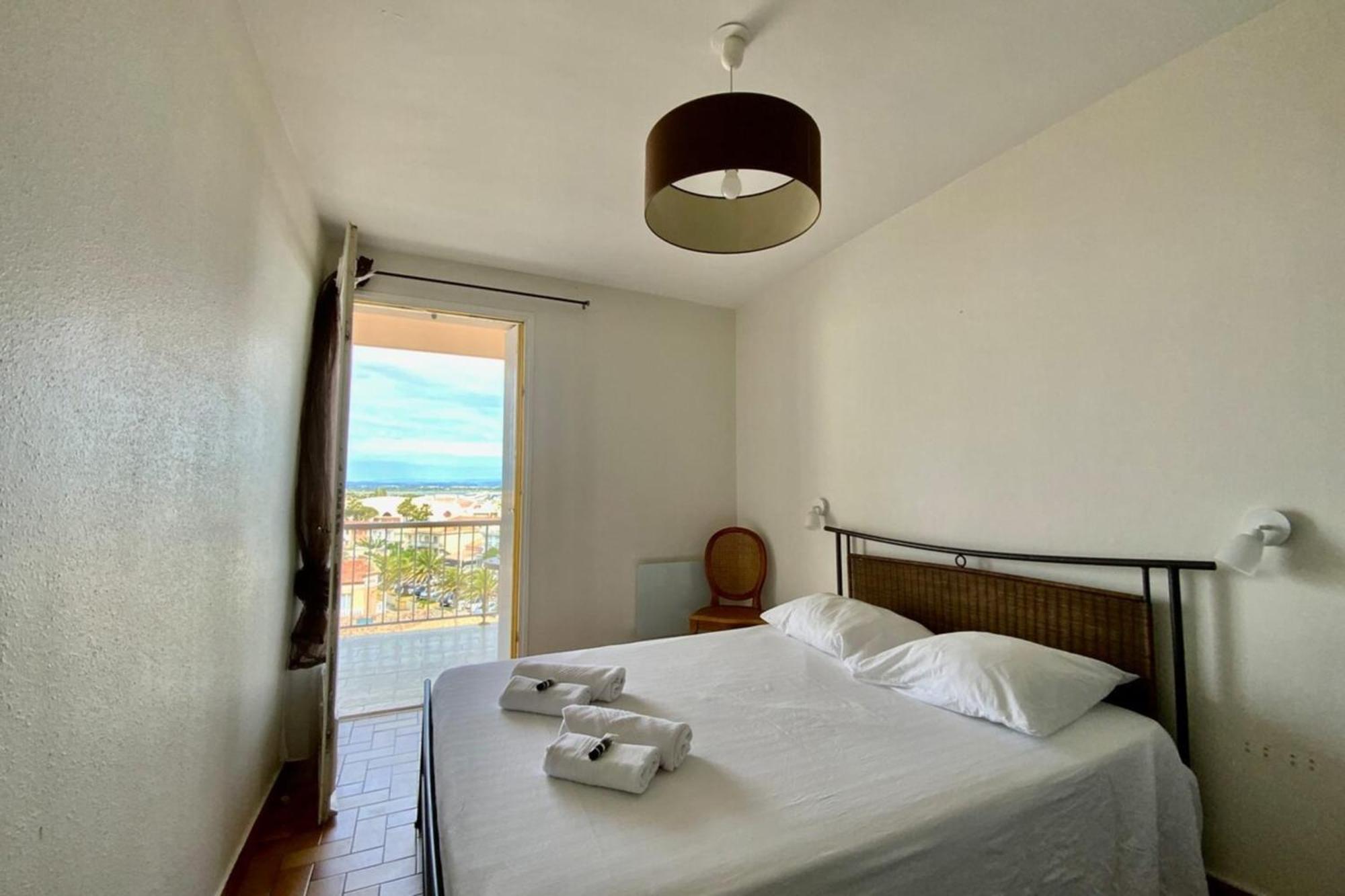 Le Traversant- View And Seaside With Air Conditioning! ปาลาวาส-เลส์-โฟลต์ ภายนอก รูปภาพ